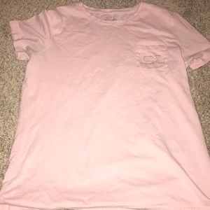 Women’s Vineyard Vines tee